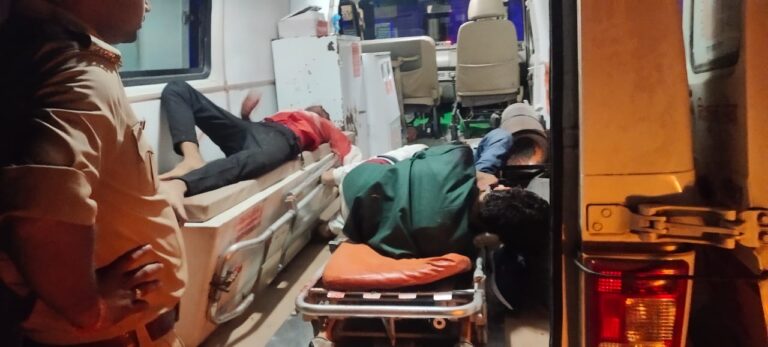 सड़क हादसे में आठ घायल एक की मौत