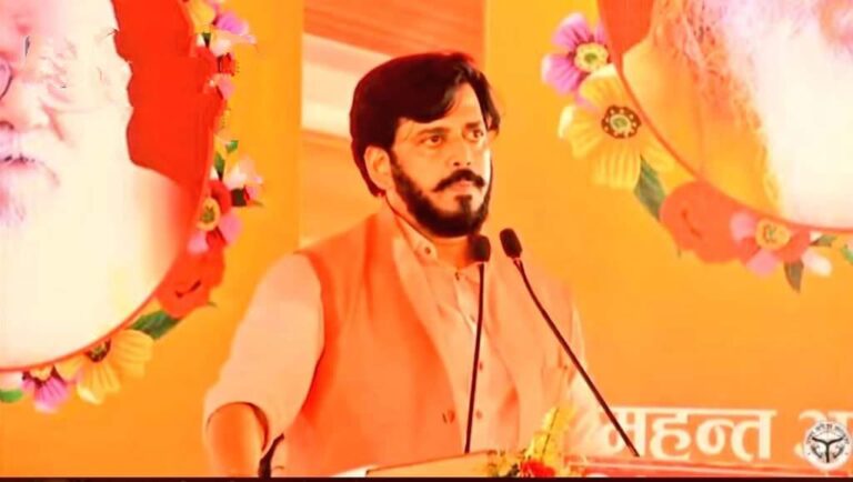 प्रिंयका गाँधी की लाली पॉप की नीति गोरखपुर और उत्तर प्रदेश में कभी सफल नहीं होने वाली नहीं है – रवि किशन