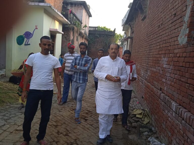 महंगाई ने जनता को किया बेहाल,रोजगार के लिए भटक रहे है नौजवान- अवधेश चौधरी