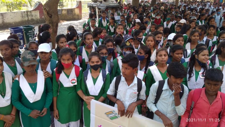 छात्रों ने निकाली मतदाता जागरूकता रैली