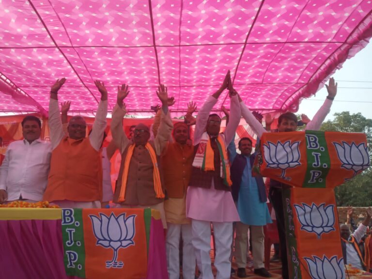 भगोड़े प्रत्याशी कभी मतदाताओं के लिए बेहतर नहीं हो सकते-मनोज तिवारी