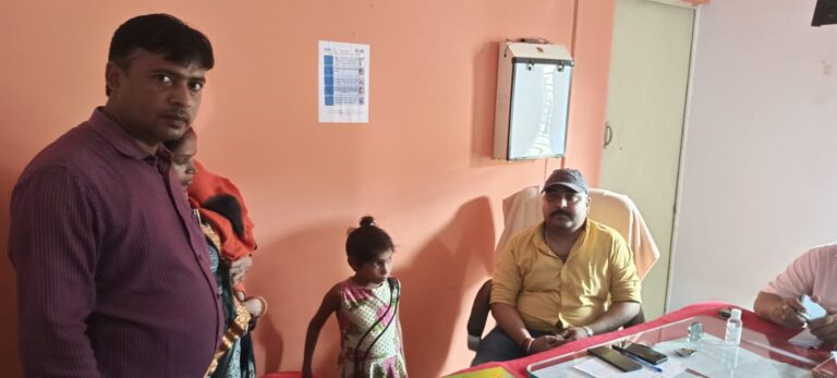 जिला अस्पताल के चिकित्सकों ने आपरेशन कर अलग किया तालु व जीभ