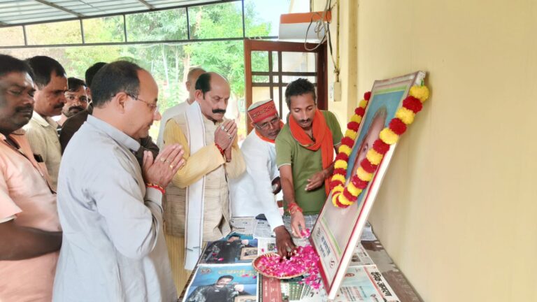 सनातन की रक्षा के लिये त्याग दिया पद- गिरीश चन्द्र