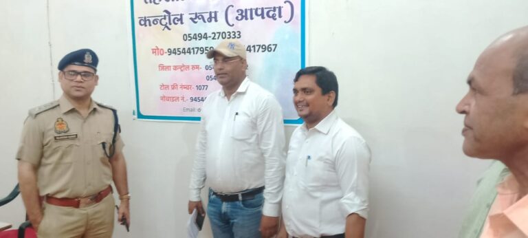 सिकंदरपुर तहसील में नवीनीकरण कार्यालय और बाढ़ एकीकृत नियंत्रण कक्ष का हुआ शुभारंभ