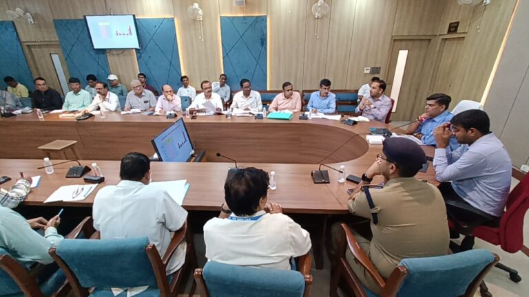 डेंगू एवं संक्रमक रोगों को लेकर एक आवश्यक बैठक