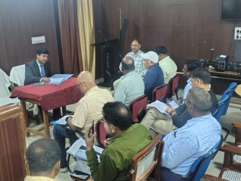 राष्ट्रीय लोक अदालत की सफलता हेतु खंड विकास अधिकारियों के साथ प्री-ट्रायल बैठक सम्पन्न