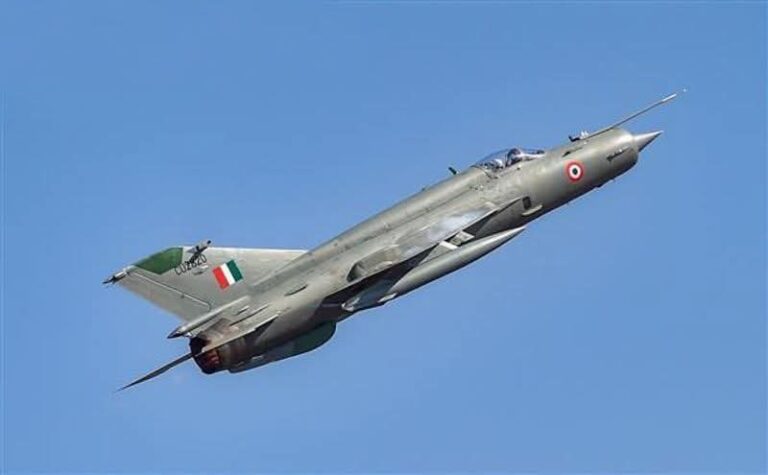 🚨 62 साल बाद रिटायर होगा आकाश का शेर MIG-21, 26 सितंबर को भरेगा आखिरी उड़ान