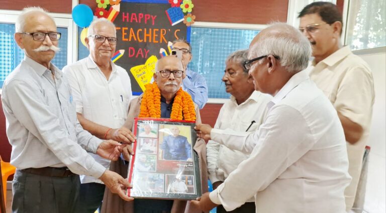 वात्सल्य वैली में धूमधाम से मना शिक्षक दिवस