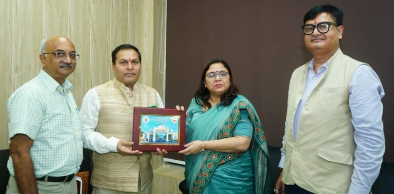 भारत के इथियोपिया राजदूत अनिल कुमार राय का विश्वविद्यालय में भव्य स्वागत