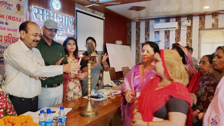 ग्राम पंचायतों को उत्कृष्ट बनाने का कार्य करें महिला प्रधान-डीपीआरओ