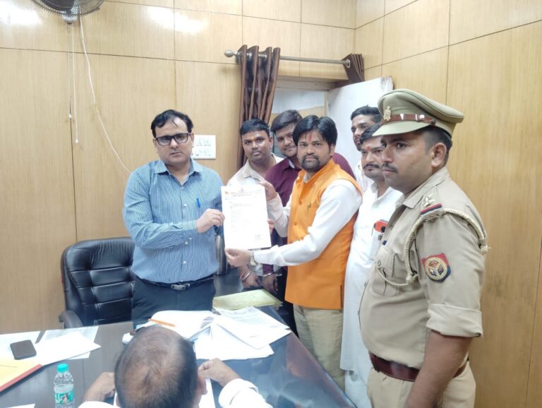 हिंदू समाज पार्टी के कार्यकारी अध्यक्ष गौरव गोस्वामी ने सुरक्षा की गुहार लगाई,