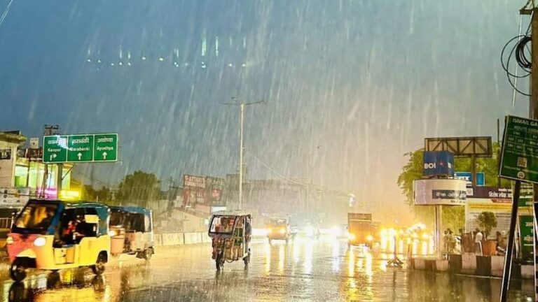 उत्तर प्रदेश में आज का मौसम: कई जिलों में बारिश, कुछ जगहों पर धूप