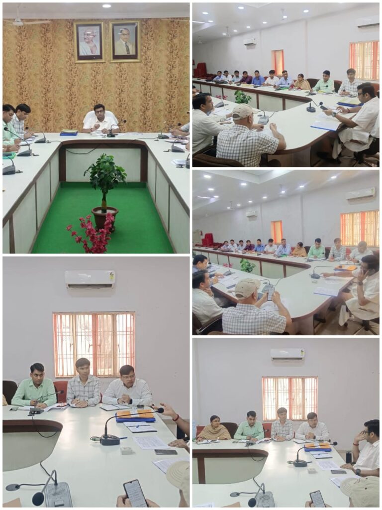 जिलाधिकारी ने उर्वरक वितरण व्यवस्था की समीक्षा, दिए कड़े निर्देश