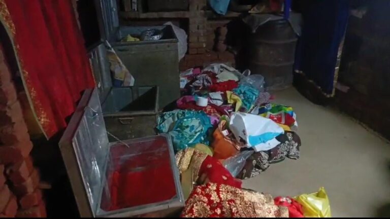 चोरों ने दिया वारदात को अंजाम, कीमती सामान पर हाथ साफ