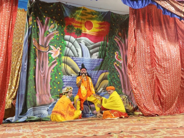 रावण बाणासुर संवाद सुन रोमांचित हुए दर्शक,माता सीता ने प्रभु श्रीराम को पहनाई वरमाला