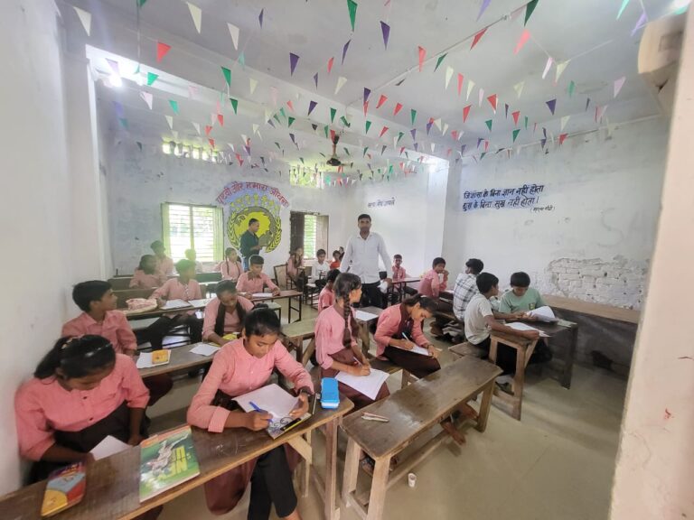 ब्लॉक संसाधन केंद्र सलेमपुर पर ओलंपियाड प्रतियोगिताओं का सफल आयोजन
