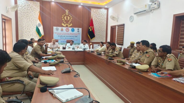 विशेष किशोर पुलिस इकाई की मासिक समीक्षा बैठक सम्पन्न,
