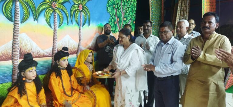 जटायु राम संवाद का मंच देख आत्म विभोर हो उठे श्रोता