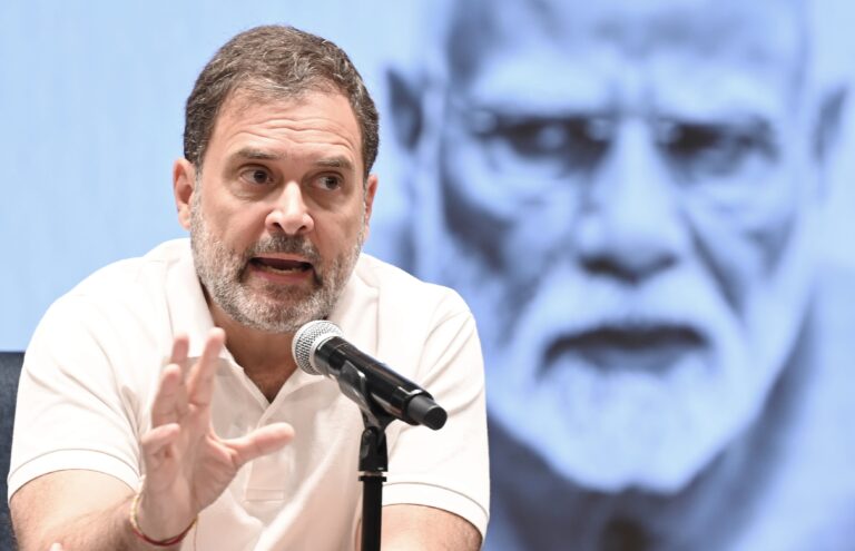 राहुल गांधी का “वोट चोरी” खुलासा आज: प्रेस कॉन्फ्रेंस से पहले राजनीतिक माहौल गरम
