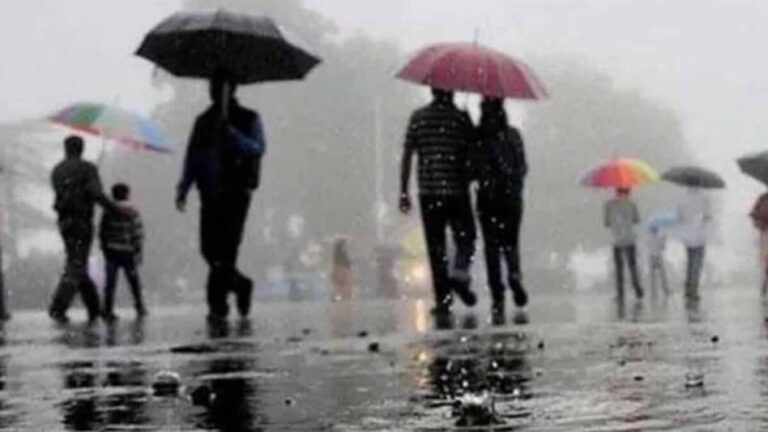 दिल्ली, यूपी समेत पूरे उत्तर भारत में मौसम का हाल: जानें आपके शहर में कब होगी बारिश और कैसा रहेगा तापमान