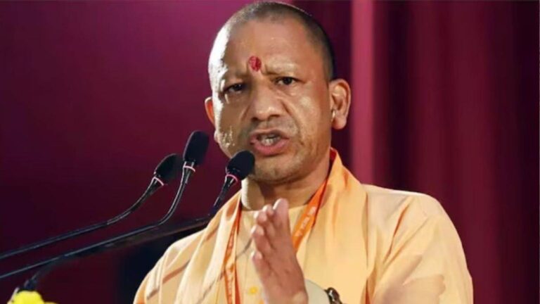 सीएम योगी बोले – कोई भी छात्र छात्रवृत्ति से वंचित नहीं रहेगा, हर बच्चे में समाज को बदलने की क्षमता
