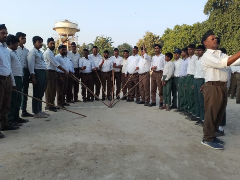 संघ शताब्दी वर्ष पर निकला भव्य पथ संचलन