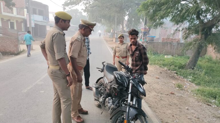 सुबह-सवेरे देवरिया में पुलिस का बड़ा अभियान: क्या हुआ 511 लोगों और 309 वाहनों के साथ?