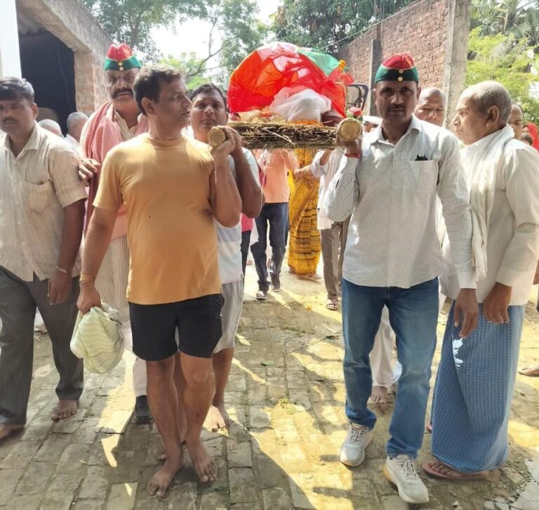 भूतपूर्व सूबेदार मेजर सदानंद यादव का निधन, आमी तट हुआ अंतिम संस्कार