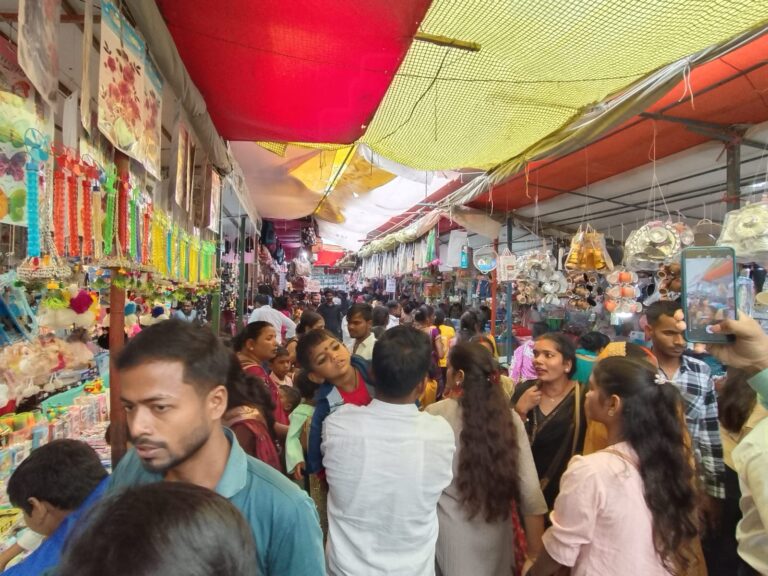 देवकली देवलास मेले में तीसरे दिन उमड़ी भारी भीड़, विक्रमादित्य की प्राचीन चौखट की हुई पूजा