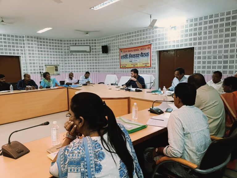 जिला स्वास्थ्य समिति की सप्तम बैठक में स्वास्थ्य सेवाओं की प्रगति की समीक्षा,
