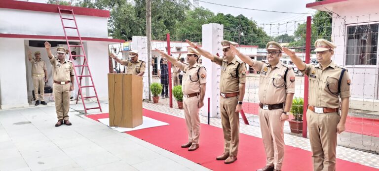 पुलिस लाइन गोरखपुर में मनाई गई लौह पुरुष सरदार वल्लभभाई पटेल की जयंती