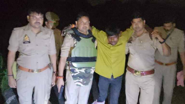गाजीपुर मुठभेड़: पुलिस ने 25 हजार के इनामी बदमाश मुकेश उर्फ शिप्पू राजभर को किया गिरफ्तार | UP Crime News