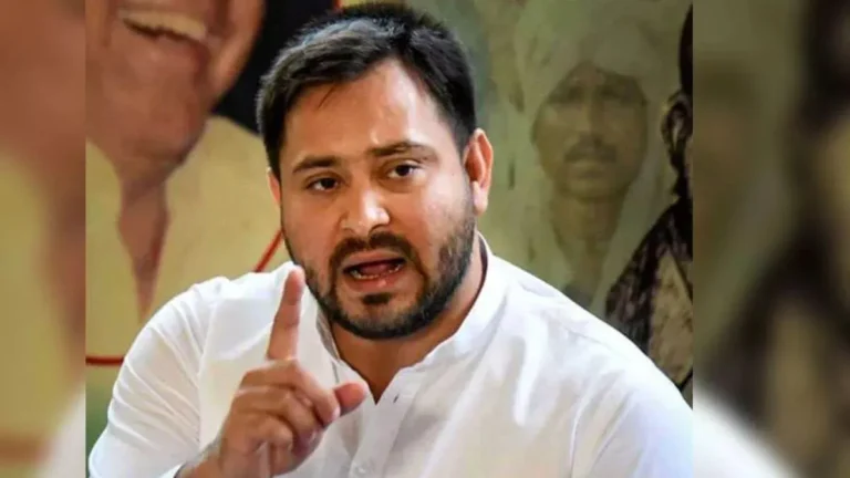 बिहार में हर घर एक सरकारी नौकरी का वादा 20 महीनों में बेरोज़गारी होगी खत्म!-तेजस्वी