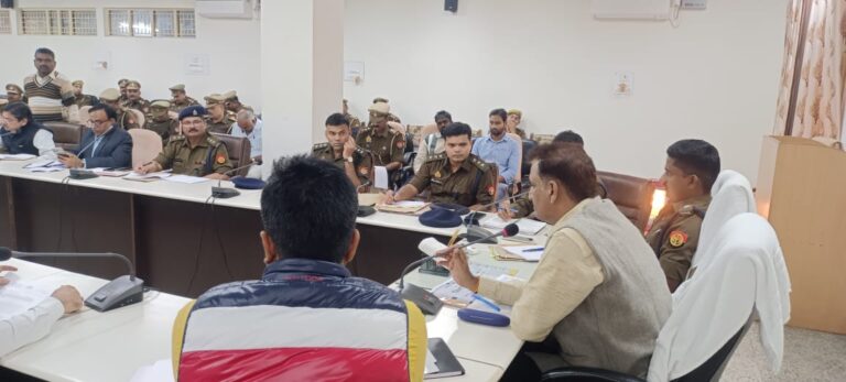 डीएम की अध्यक्षता में जिला सड़क सुरक्षा समिति व एन कार्ड की बैठक संपन्न
