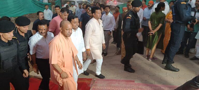 फ्लाईओवर और विरासत गलियारा का निरीक्षण