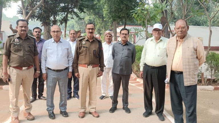 महिला बंदियों के बच्चों के समग्र विकास हेतु जिला कारागार का निरीक्षण