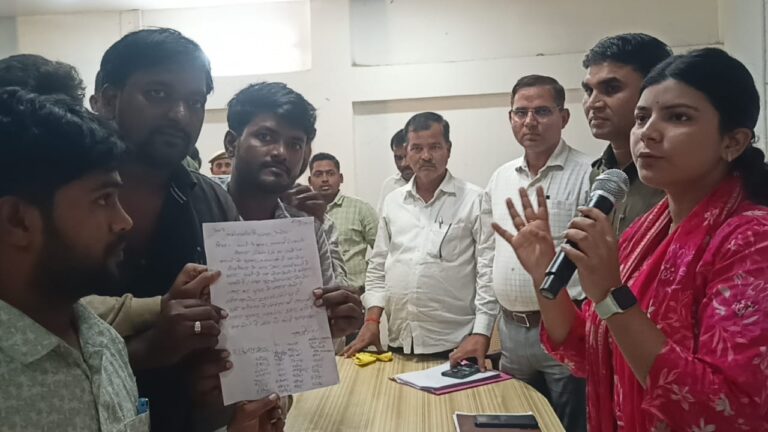जाम की समस्या के बाद प्रशासन सख्त, थोक सब्जी व्यापारियों को मिली अस्थायी राहत — एसडीएम ने जारी किए नए दिशा-निर्देश