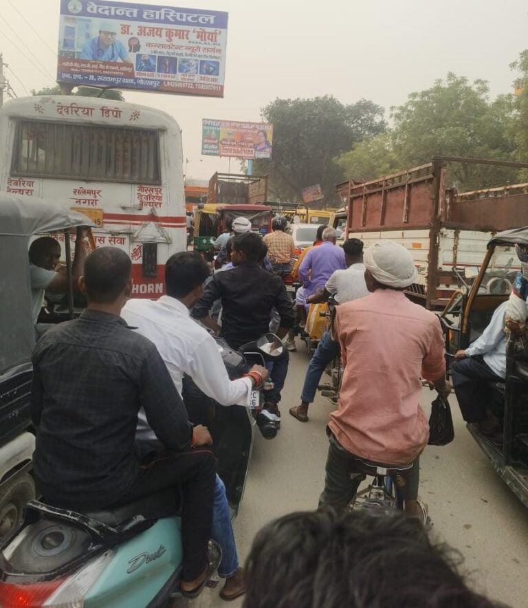 सलेमपुर नगर में जाम की समस्या: आम जनता के लिए बन चुका अभिशाप