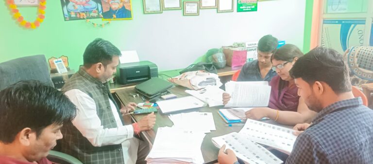 मतदाता सूची सत्यापन में जुटे भाजपा कार्यकर्ता, एसआईआर प्रक्रिया को लेकर जागरूकता बढ़ी