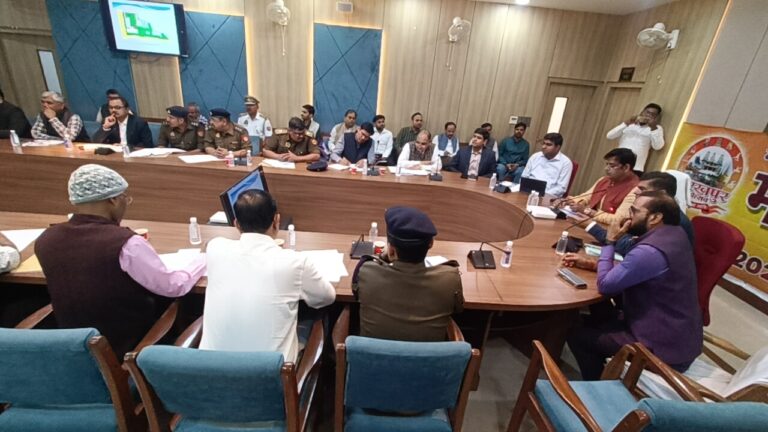 गोरखपुर महोत्सव 2026 की तैयारियो को लेकर की गयी विस्तृत चर्चा