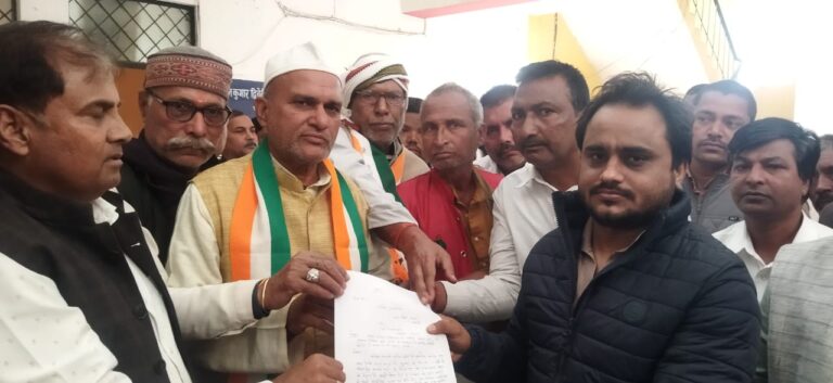 मोहन सेतु जल्द पूरा नहीं हुआ तो पद यात्रा कर सरकार को जगाने का कार्य करेगी कांग्रेस -रविप्रताप सिंह