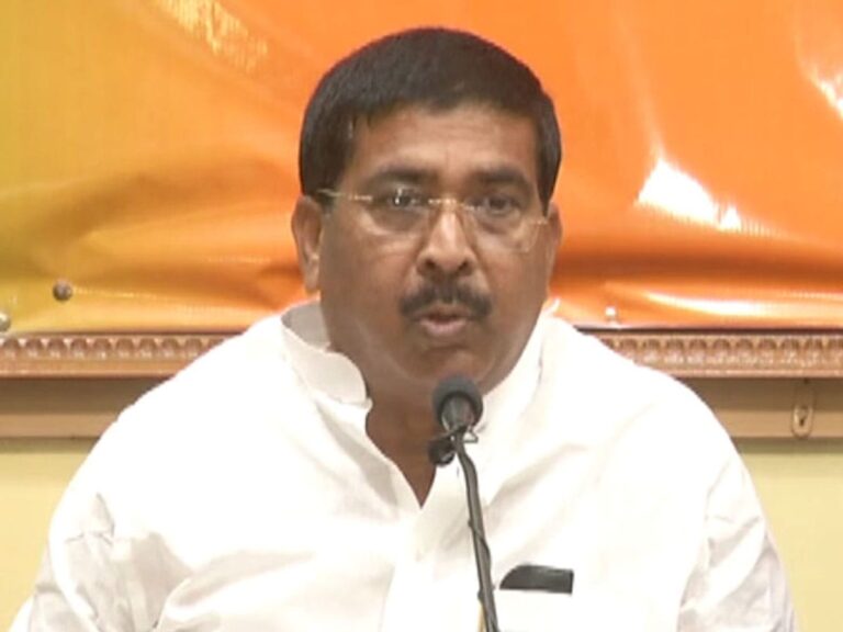 हेमंत सरकार को ‘पद समाप्ति पत्र’ बांटना चाहिए: भाजपा सांसद आदित्य साहू का बड़ा हमला