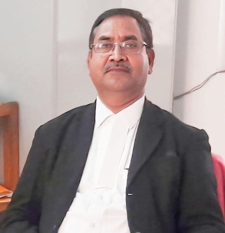 पूर्व डीजीसी क्रिमिनल आनंद राय और पुत्र प्रसून राय की सड़क दुर्घटना में मृत्यु, जिले में शोक की लहर