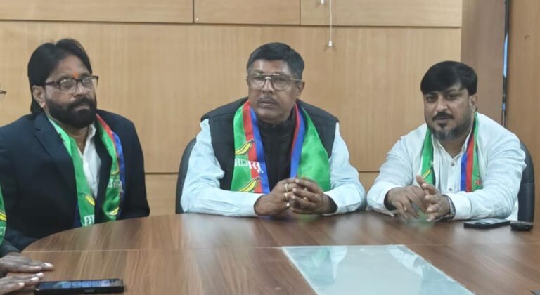 पोस्ट-मैट्रिक छात्रवृत्ति भुगतान को लेकर आज राज्यपाल से मिलेगा आजसू छात्र संघ का प्रतिनिधिमण्डल