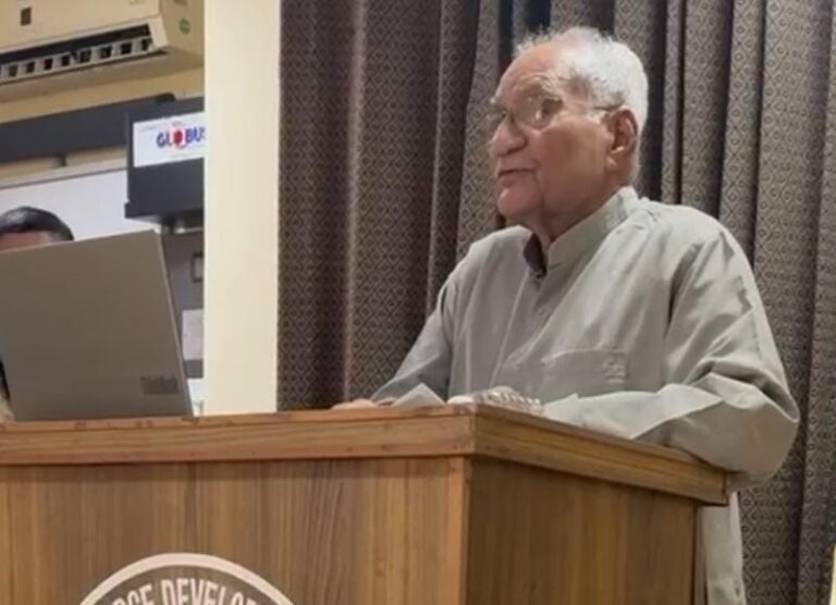 अहिंसा एवं योग भारतीय ज्ञान परंपरा के मूलभूत स्रोत हैं: प्रो. विश्वनाथ प्रसाद तिवारी