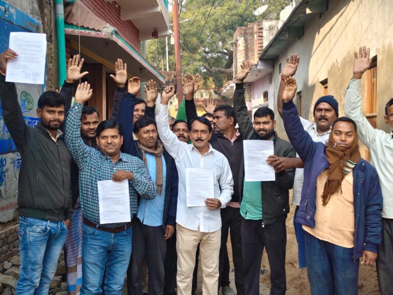 कोपागंज में नाली निर्माण में धांधली का आरोप, प्रशासन से हस्तक्षेप की मांग