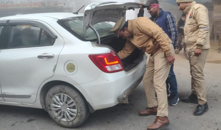देवरिया पुलिस का ‘मार्निंग वॉकर चेकिंग’ अभियान, आमजन से सीधा संवाद कर दिलाया सुरक्षा का भरोसा