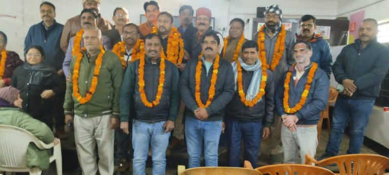 प्राथमिक शिक्षक संघ कांट ब्लॉक को मिला नया नेतृत्व