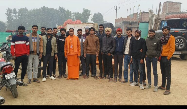 सलेमपुर में बृजवासी गौ रक्षक सेना की बैठक, बढ़ती गौ तस्करी पर जताया रोष