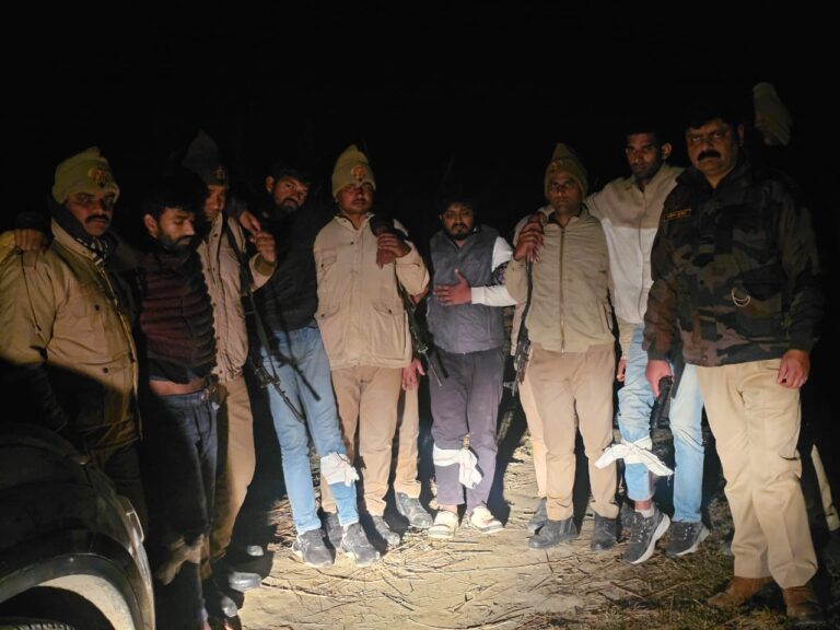 एक साथ पांच बदमाशों का हाफ एनकाउंटर, चर्चा में बलिया पुलिस